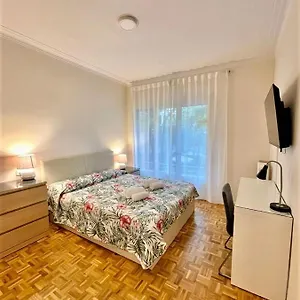 Bed and breakfast Villarroel, Barcelona